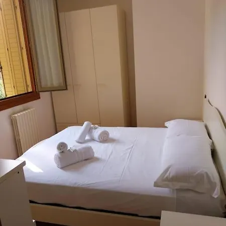 Apartment A Casa Di Rocco Parma